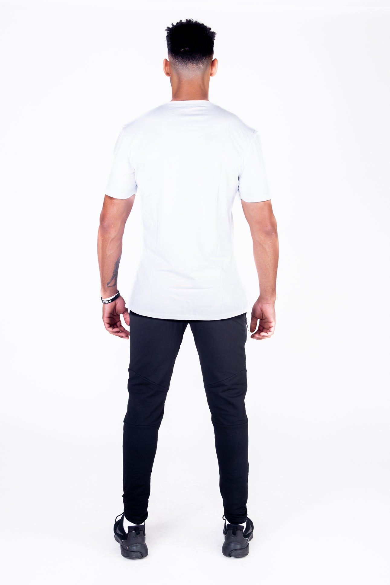 V-SERIES SHIRT / WHITE